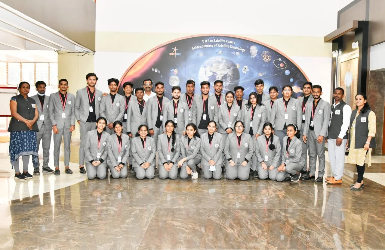 Visit to ISRO, photo 2